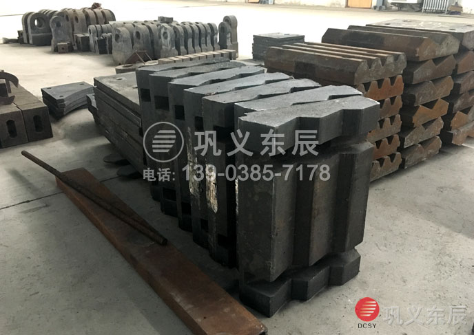 細(xì)沙機(jī)耐磨錘頭